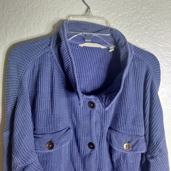 Soft surroundings waffle knit oversized button down shirt sz M - Picture 2 of 7